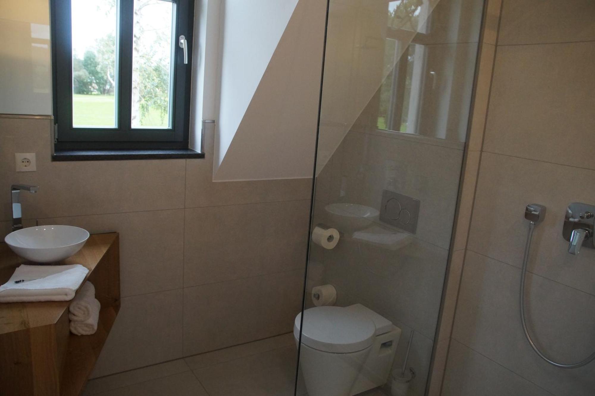 Hotel Dorfmuehle Lehrberg Oda fotoğraf